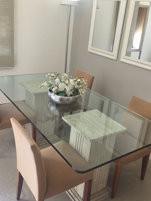 Vendo mesa para sala de jantar ou para escritório