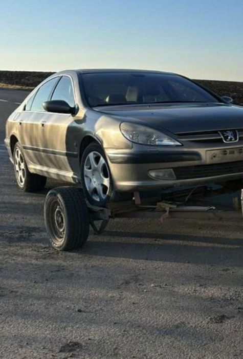 Двері Peugeot 607