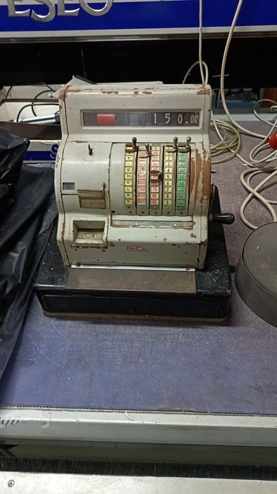 Máquina registadora antiga NCR