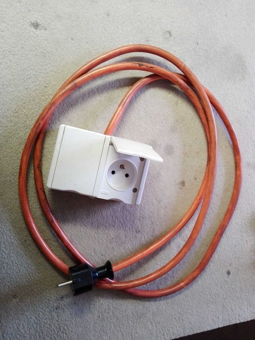 Przedłużacz 230VAC 2,5mb