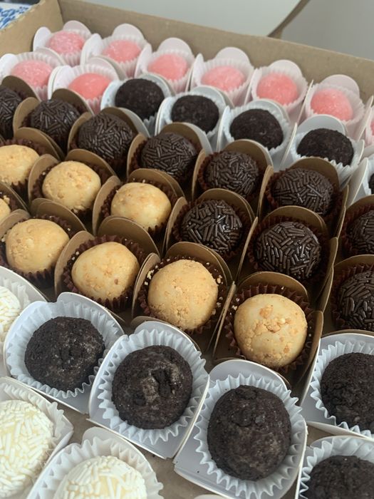 Brigadeiros Artesanais MiCaramelo — Tradição e Gourmet a Preços Especiais | Amadora