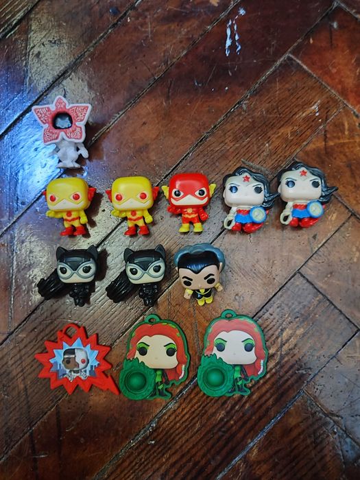 Фігурки Kinder Funko DC, Stranger Things