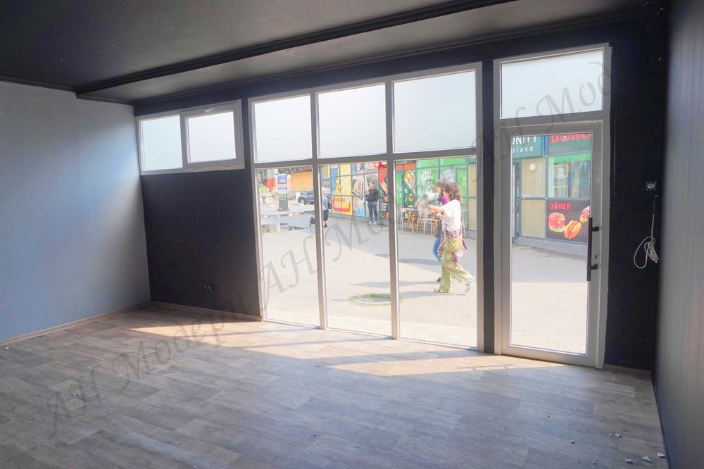 Великий павільйон біля метро та супермаркету продаж Харків