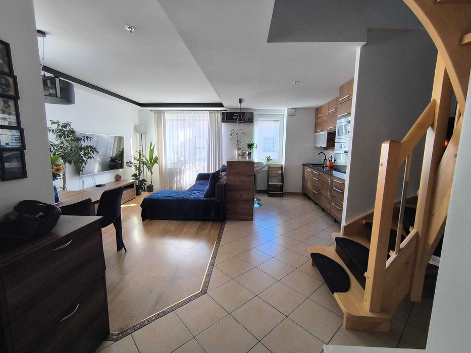 Komfortowe mieszkanie 4 pokojowe, dwupoziomowe na Rzeźniczaka