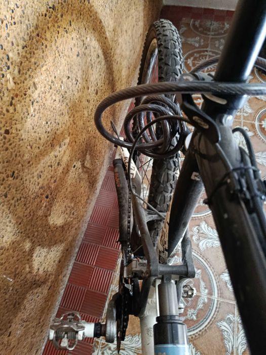 Bicicleta BTT suspenção total