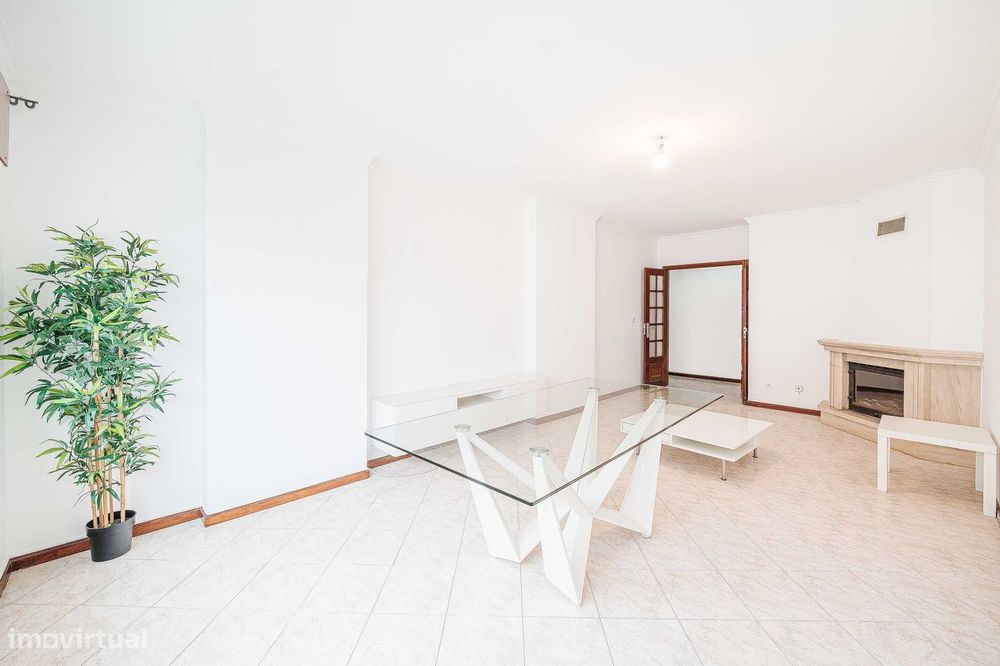 Apartamento, Algueirão-Mem Martins — Algueirão-Mem Martins, Lisboa