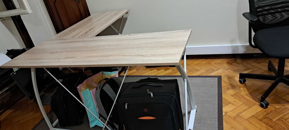 Secretária escritório