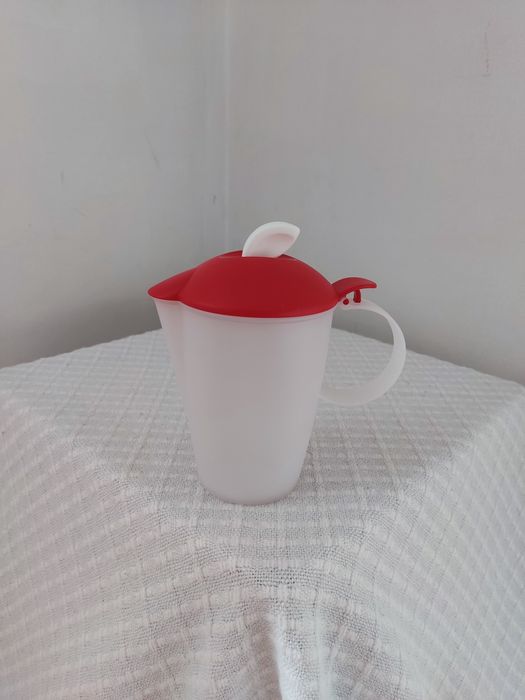 Tupperware dzbanek dzbanuszek mlecznik + GRATIS