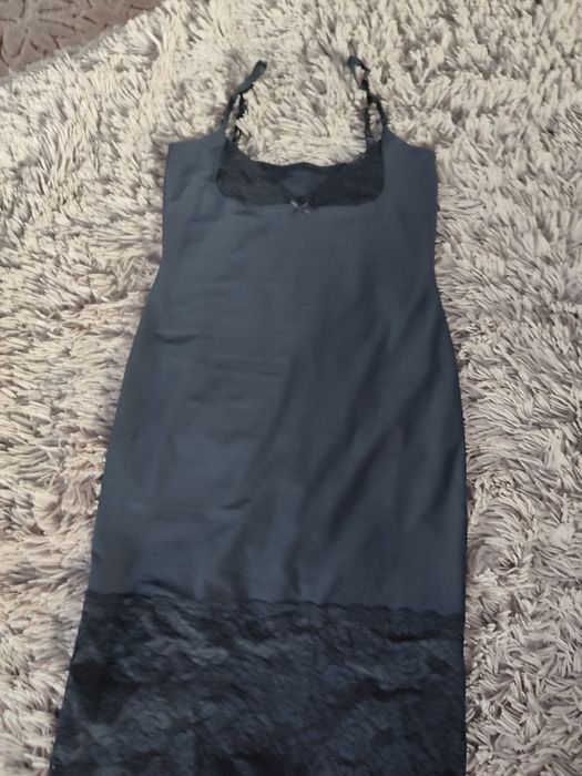 Нічна сорочка з мереживом