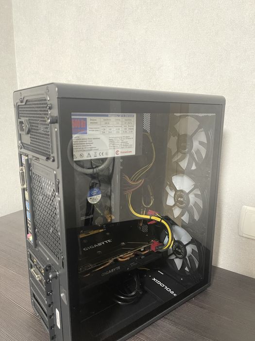 Комп’ютер для ігор, навчання +подарунок