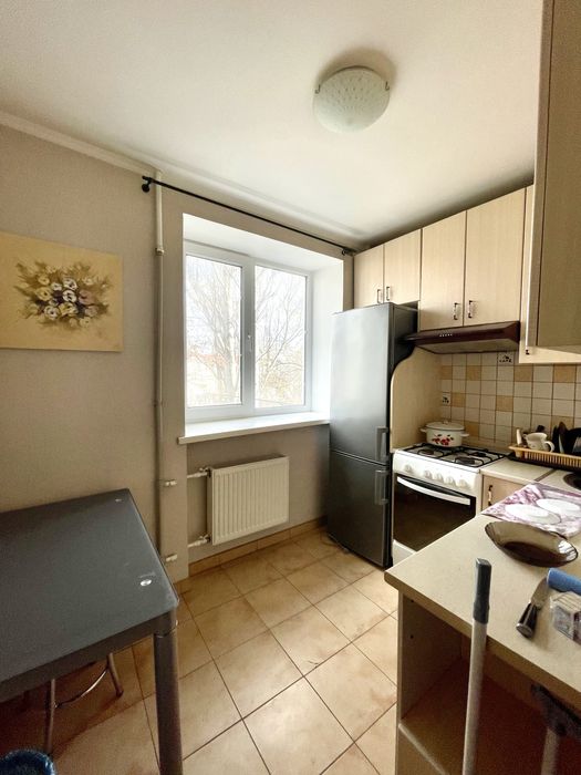 Продаж 2 кімнатноі квартири в Соляних