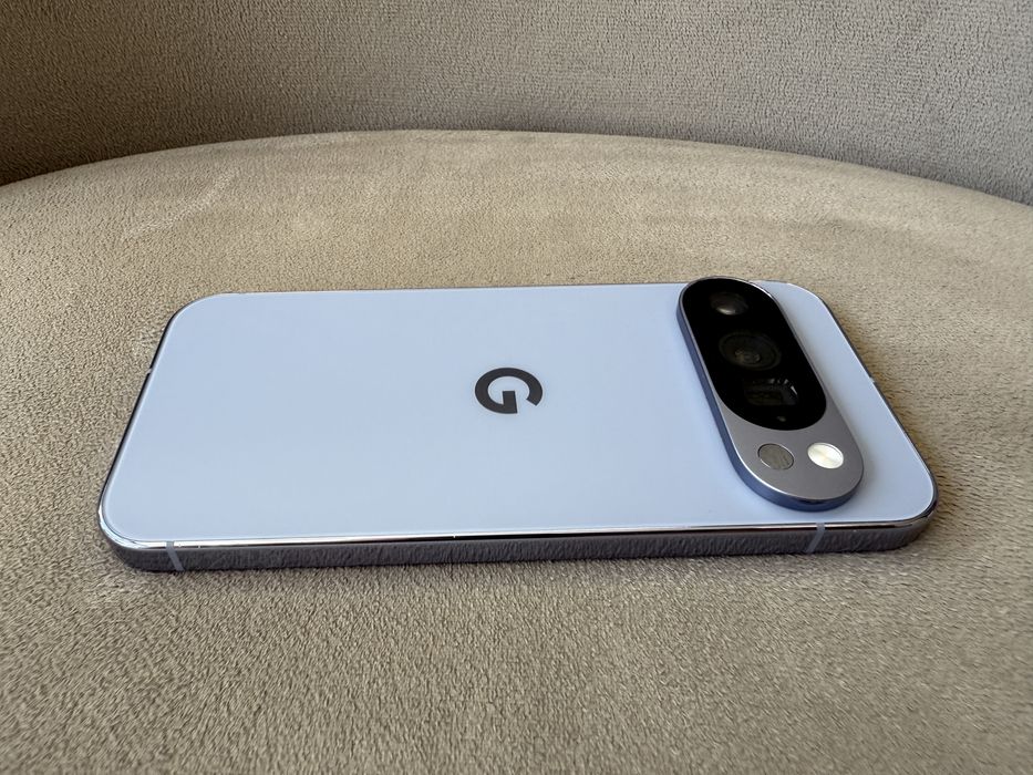 Google Pixel 10 Pro 16/128GB Moonstone (Global Version)