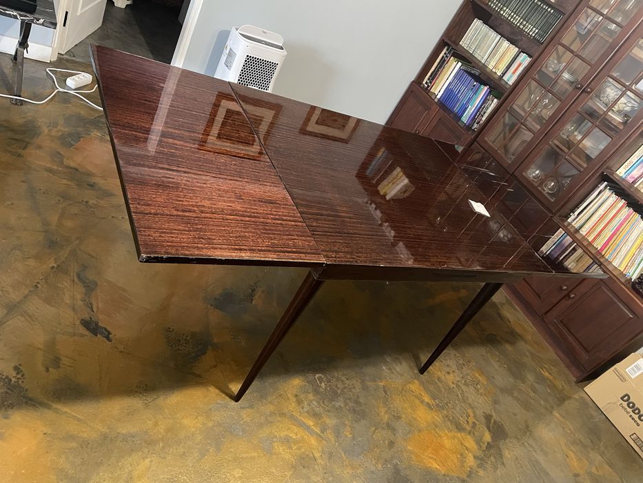 Vendo mesa de jantar