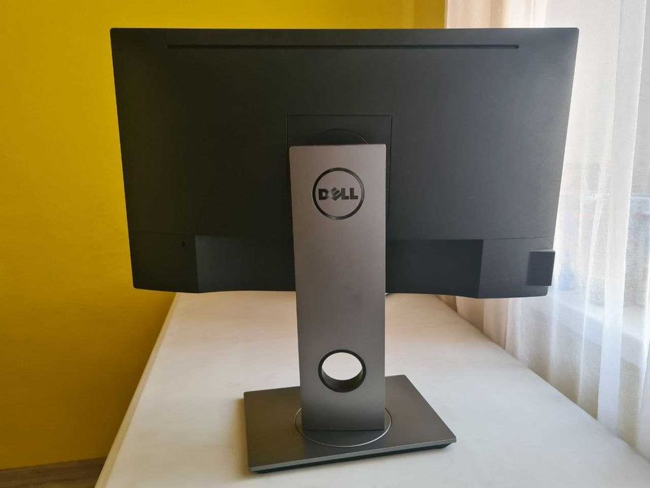 Монітор Dell P2417H 23.8" IPS Full HD + кабелі + навушники