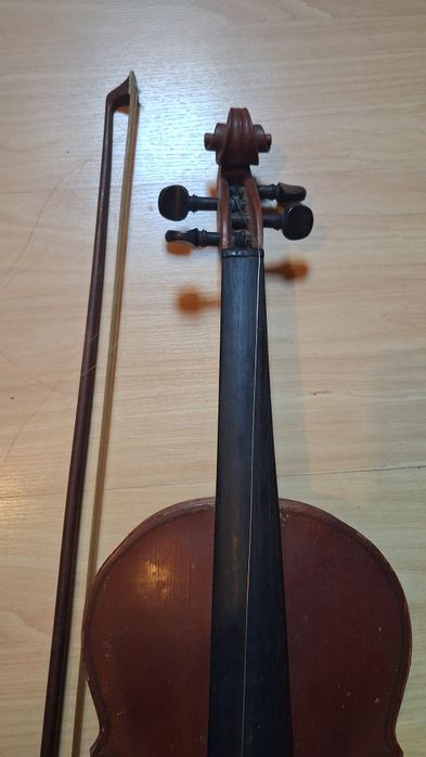 Violino antigo para restauro