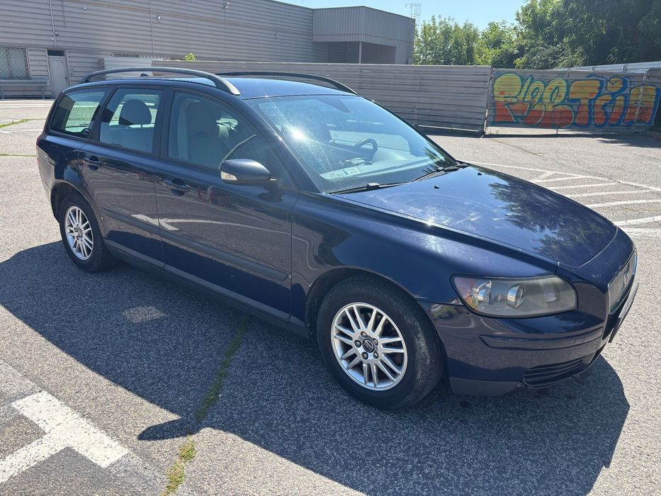 Volvo V50