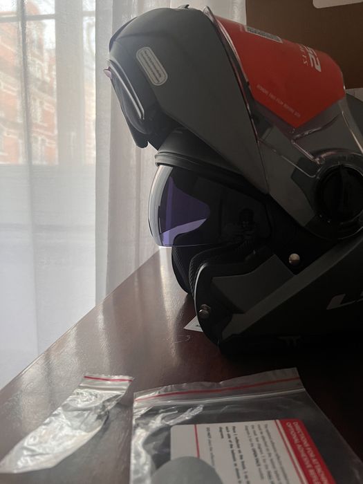 Capacete modular novo tamanho 54