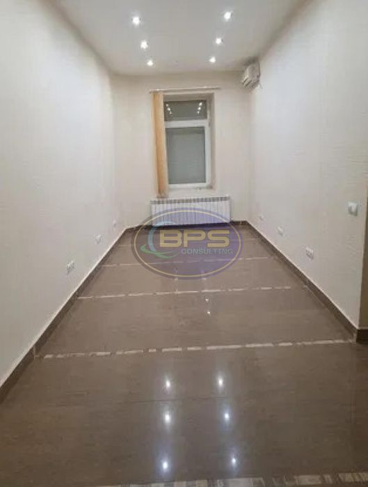 Офіс з орендарями — Центр, вул. Тираспольська продам