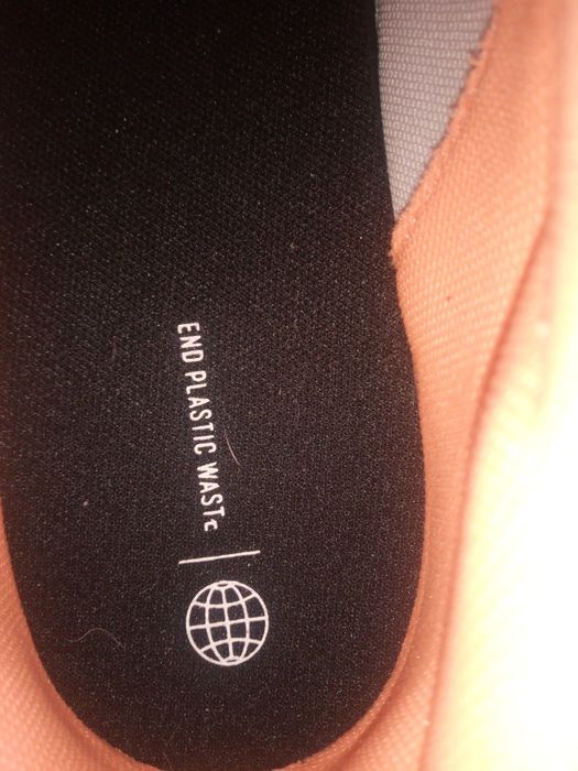 Buty damskie Sportowe Adidas rozmiar 40 END PLASTIC WASTt różowe