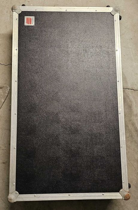 Pioneer DJM 2000 Nexus + Flight Case Tripla: