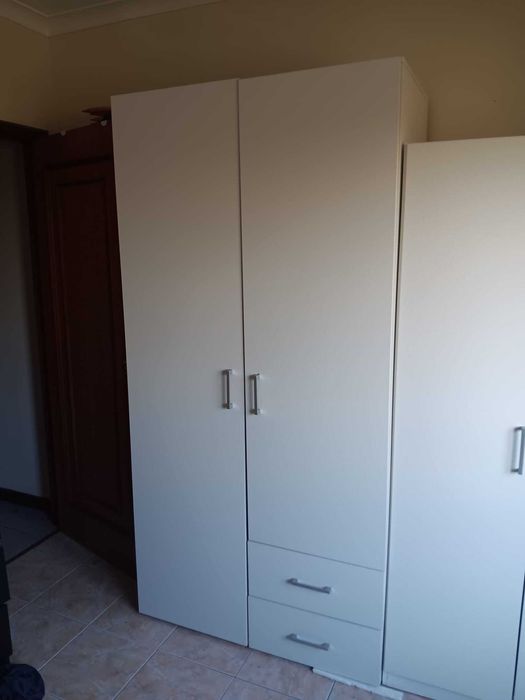 Armário Ikea desmontado