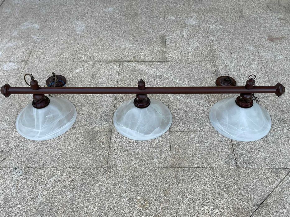 Candeeiro suspenso vintage com 3 campanulas