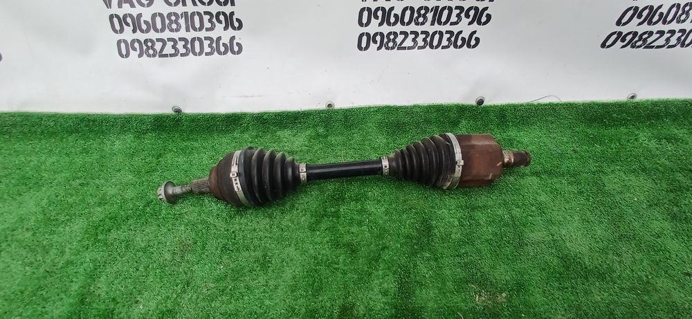 Піввісь  ліва Volkswagen  Tiguan 2019 USA .AWD FWD