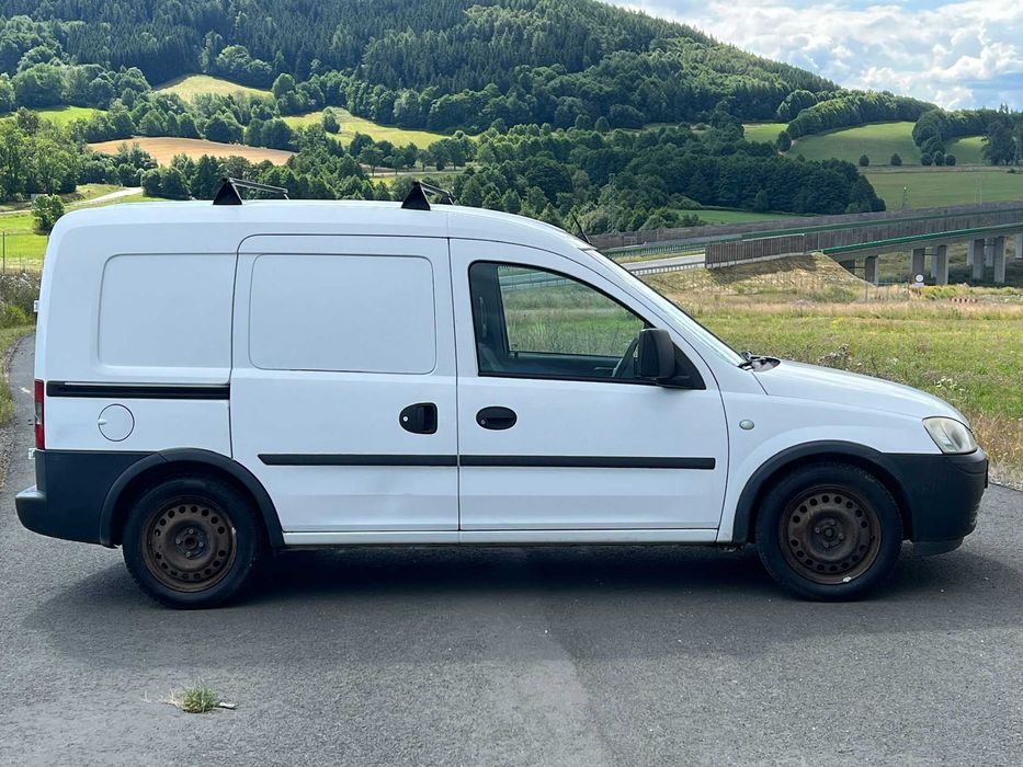 Opel combo 2007 / 124 000 km /zadbany /gotowy do jazdy