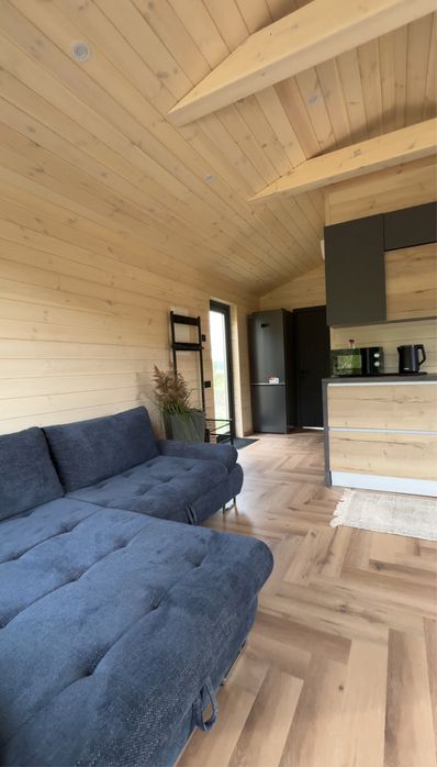 Подобова оренда будинків  з чанами!У нас тепло    і є світло!!