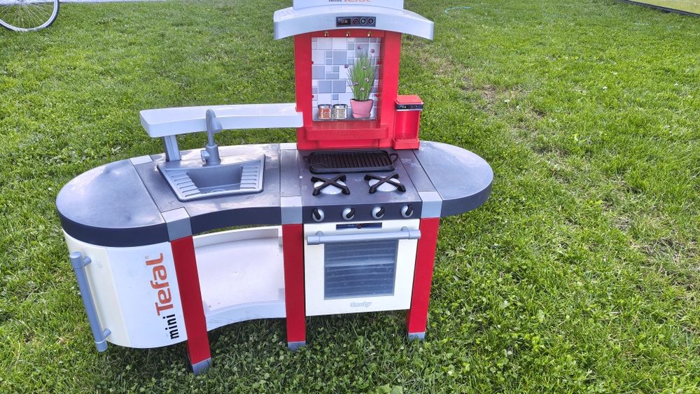 Zabawkowa kuchenka Tefal