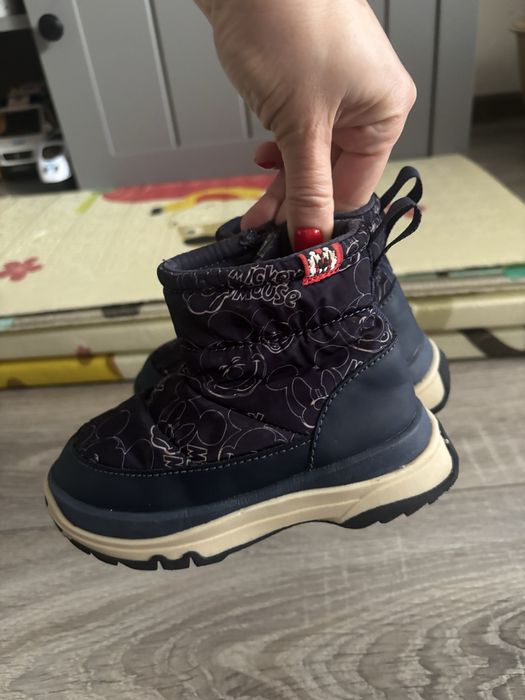 Zara дитячі черевики ботинкі дутікі 24 р