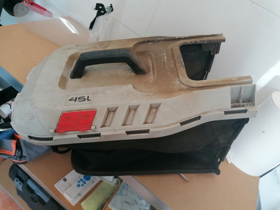 Máquina de cortar relva sterwins