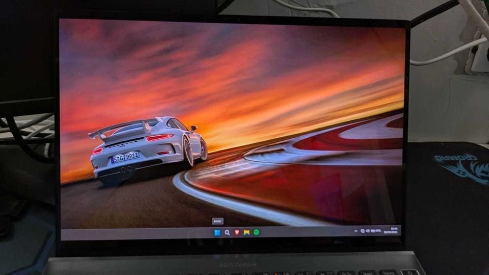 Asus Zenbook 14X OLED (sem caixa)