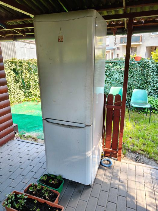 Dwie lodówki używane