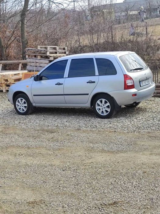 Лада Калина 1117 універсал 2011 рік машина в рідній фарбі не бита