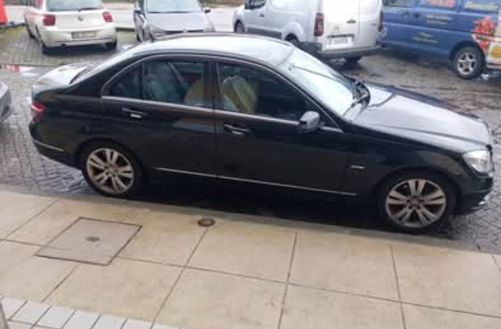 Mercedes-Benz C180 Kompressor 2008 W204 c/ GPL 4ª Geração – Super Económico