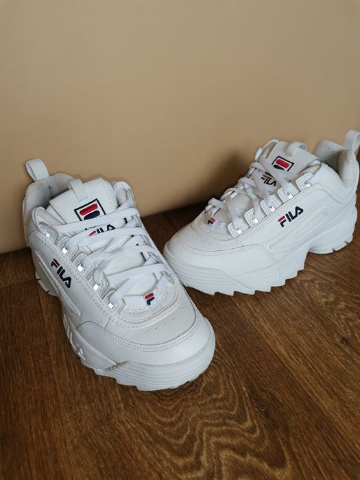 Продам Фірмові кросівки Fila - Оригінал.