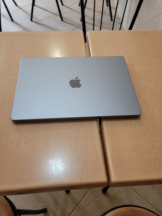 Apple MacBook 16" M1 MAX 64GB RAM