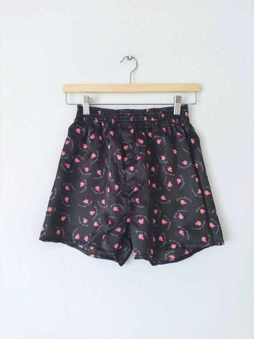Czarne szorty spodenki piżamowe piżama C&A w owoce truskawki S