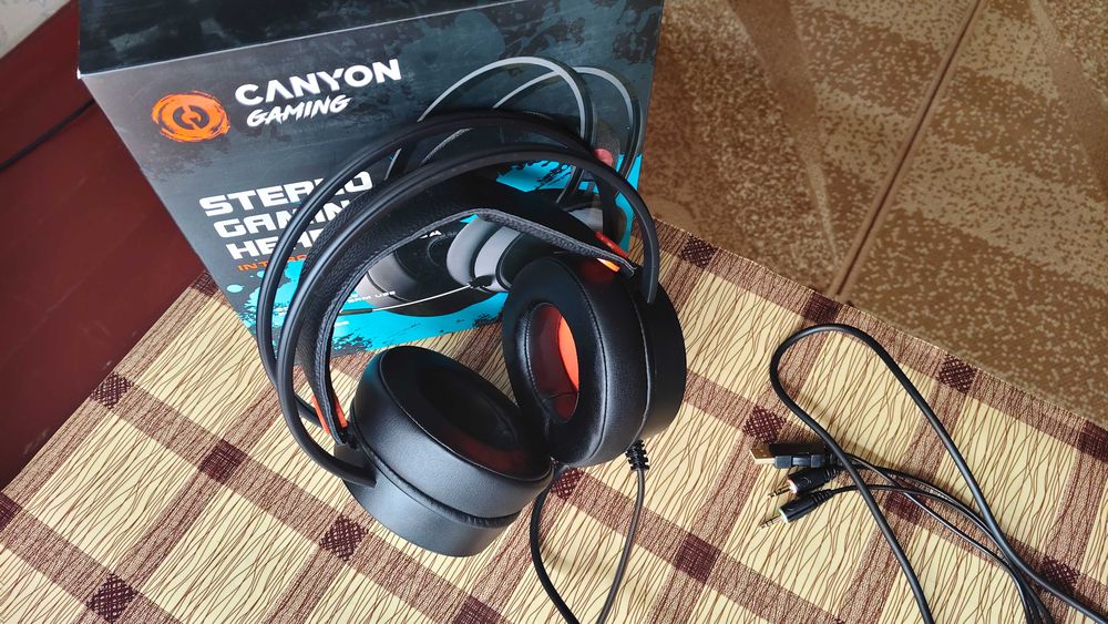 Игровые наушники Canyon