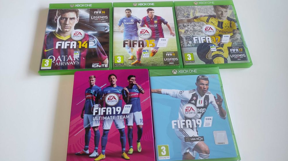 Lote FIFA + Steelbook Xbox One