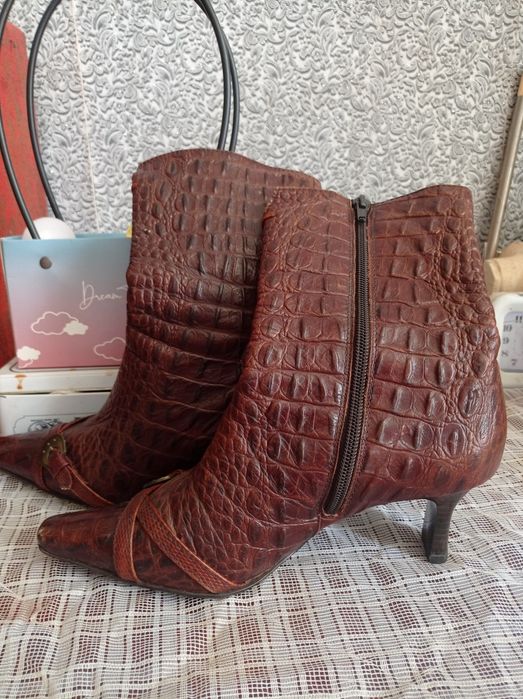 Полусапожки. Кожаные.