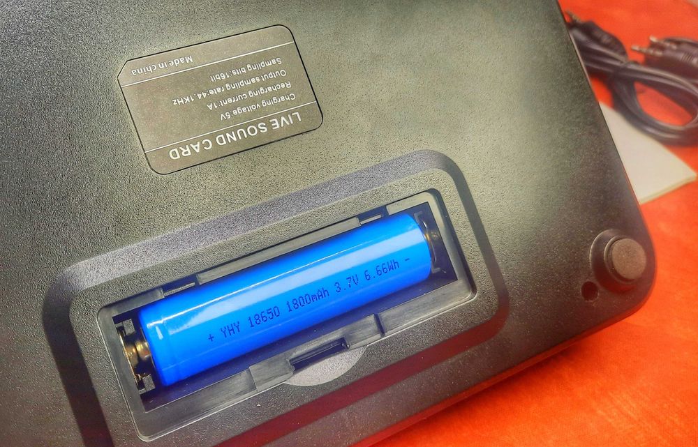 Микшерский пульт M6 LIVE SOUND CARD: 1 120 грн. - Студійне обладнання ...