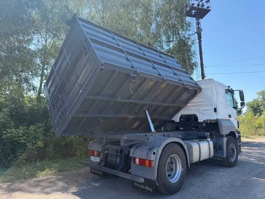Mercedes-Benz самосвал
