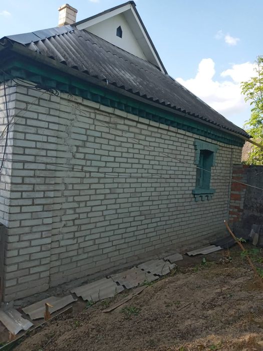 Продам будинок з ділянкою