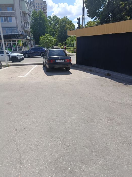 Продам або обміняю бмв