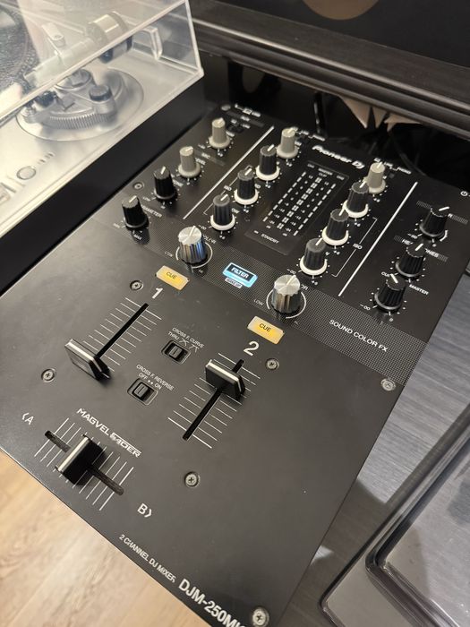 Pioneer DJM250 mk2 (c/ decksaver)
