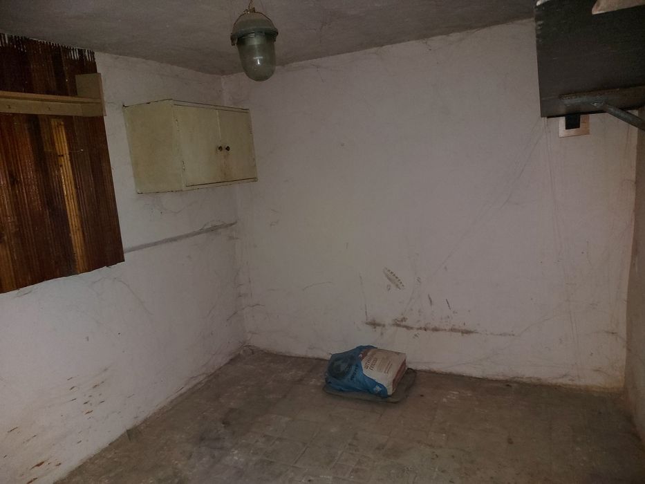 Гараж капитальный Южный мкр кооператив Чайка