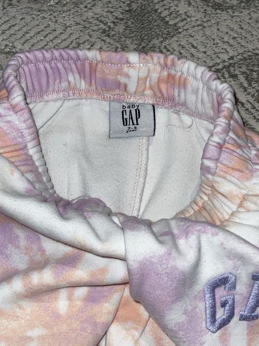 Спортивний костюм для дівчинки Gap