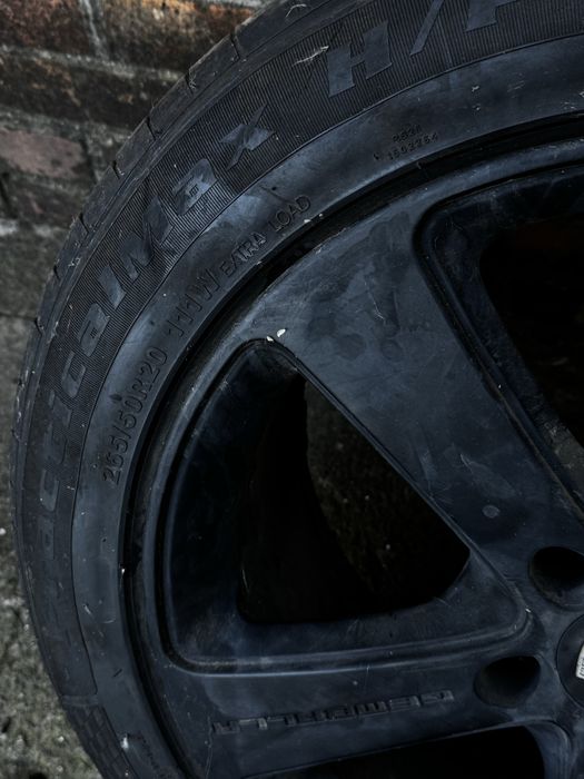 Продам колеса R20